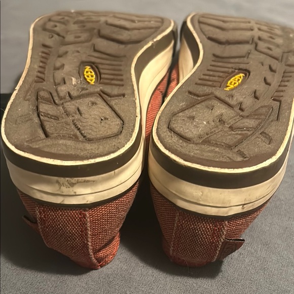 Keen Red Orange Canvas Women's Shoes Sz 6 36 - Picture 9 of 9